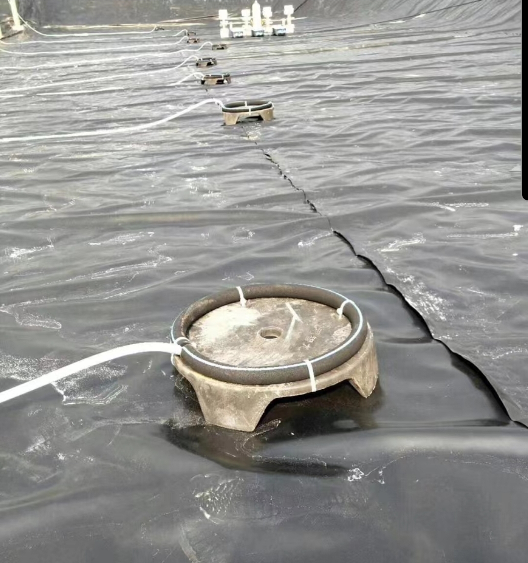The advantage of using a microporous aeration disc