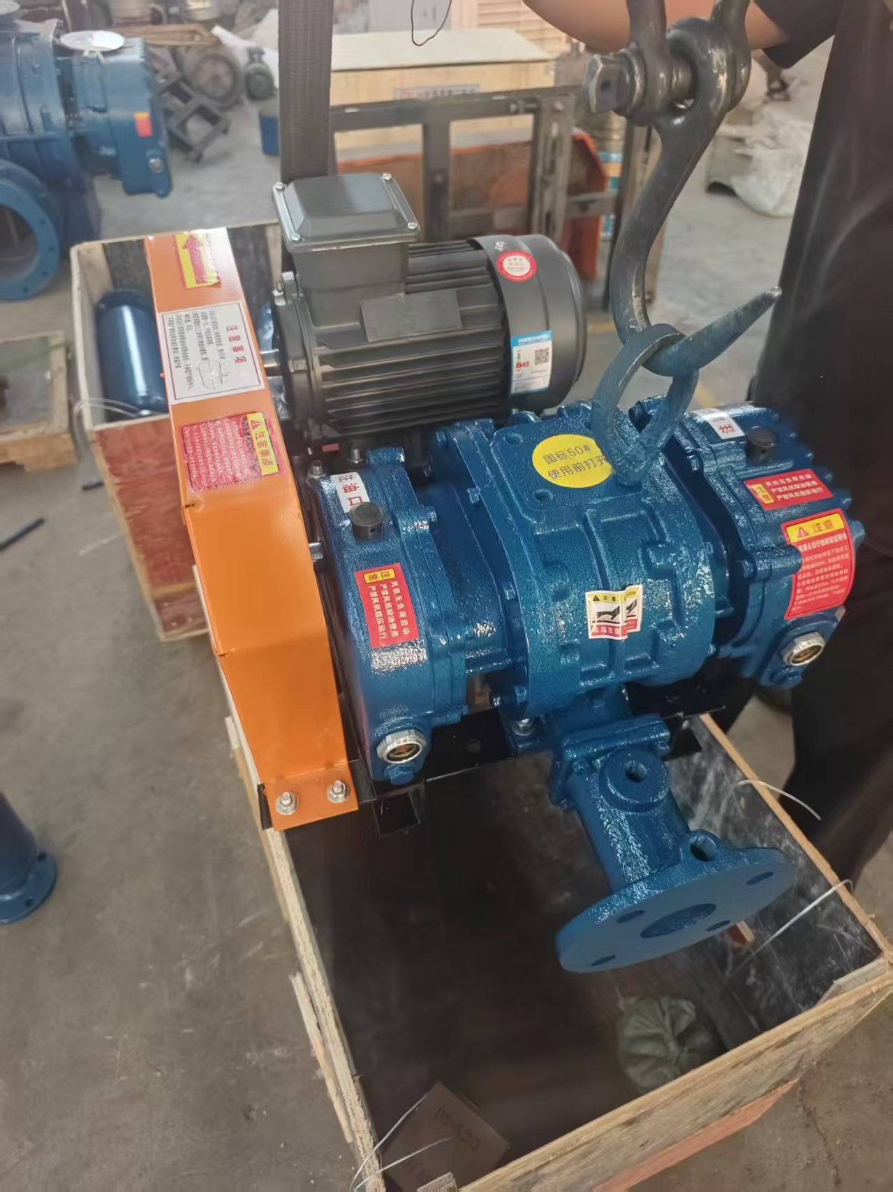 Roots Blowers in Aquaculture: Benefits and Operating Notes